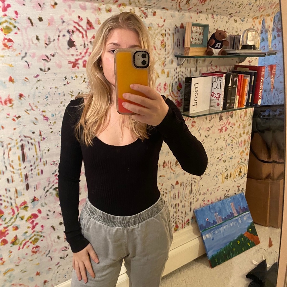 Aritzia Wilfred Free long sleeve black bodysuit